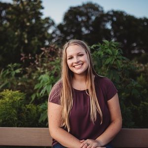 Meet your Posher, Hannah